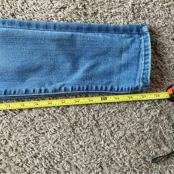 Universal Thread High Rise Skinny Jean - Picture 2 of 5